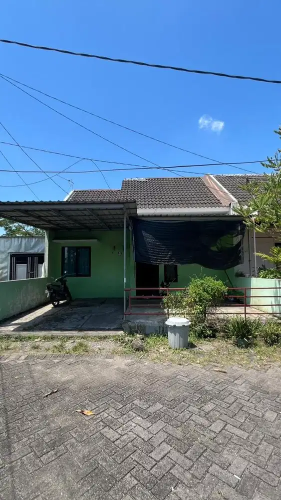 DIJUAL RUMAH DI BAWAH PASARAN DEKAT JUANDA