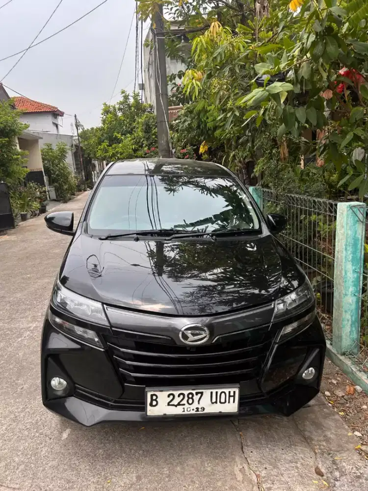Xenia X 2019 Hitam Manual