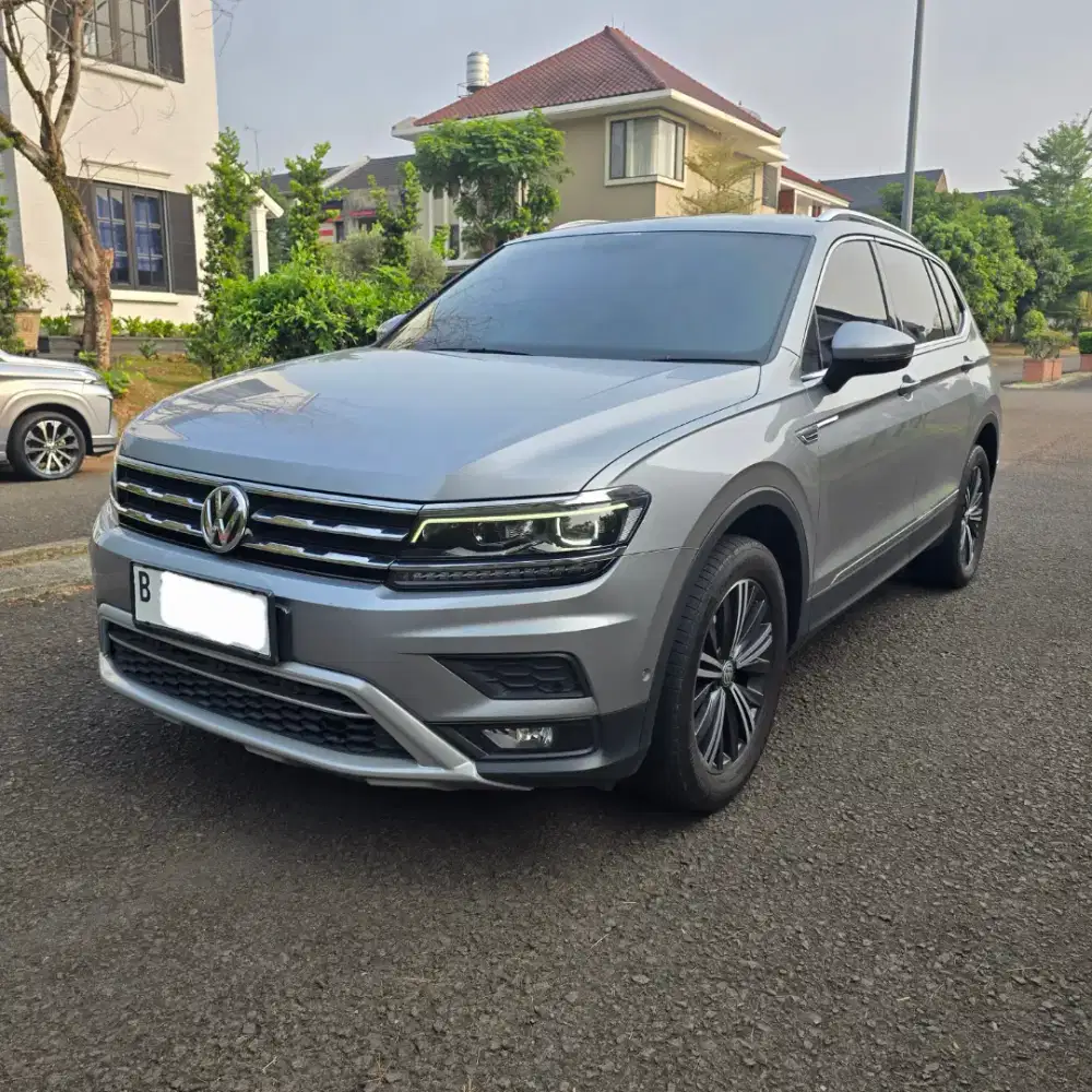 Vw tiguan allspace th 2021 low km