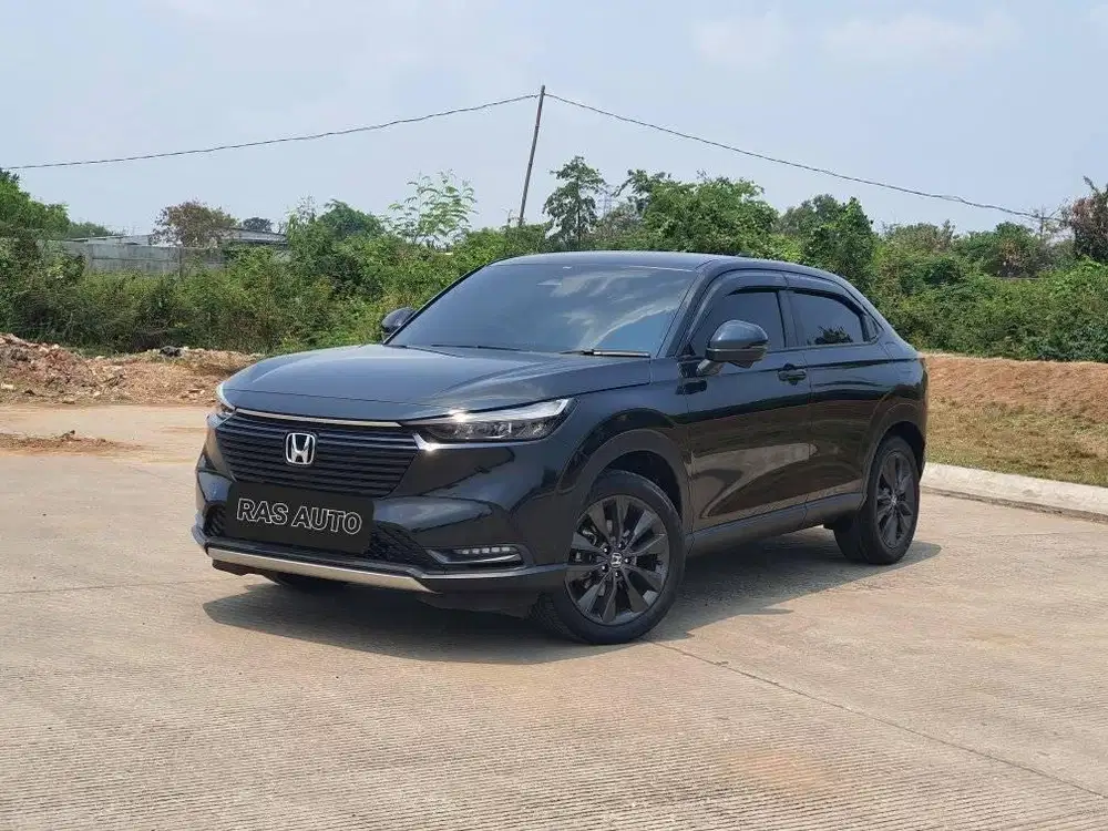 SIAP PAKAI!  Honda HRV 1.5 SE AT 2023 Hitam