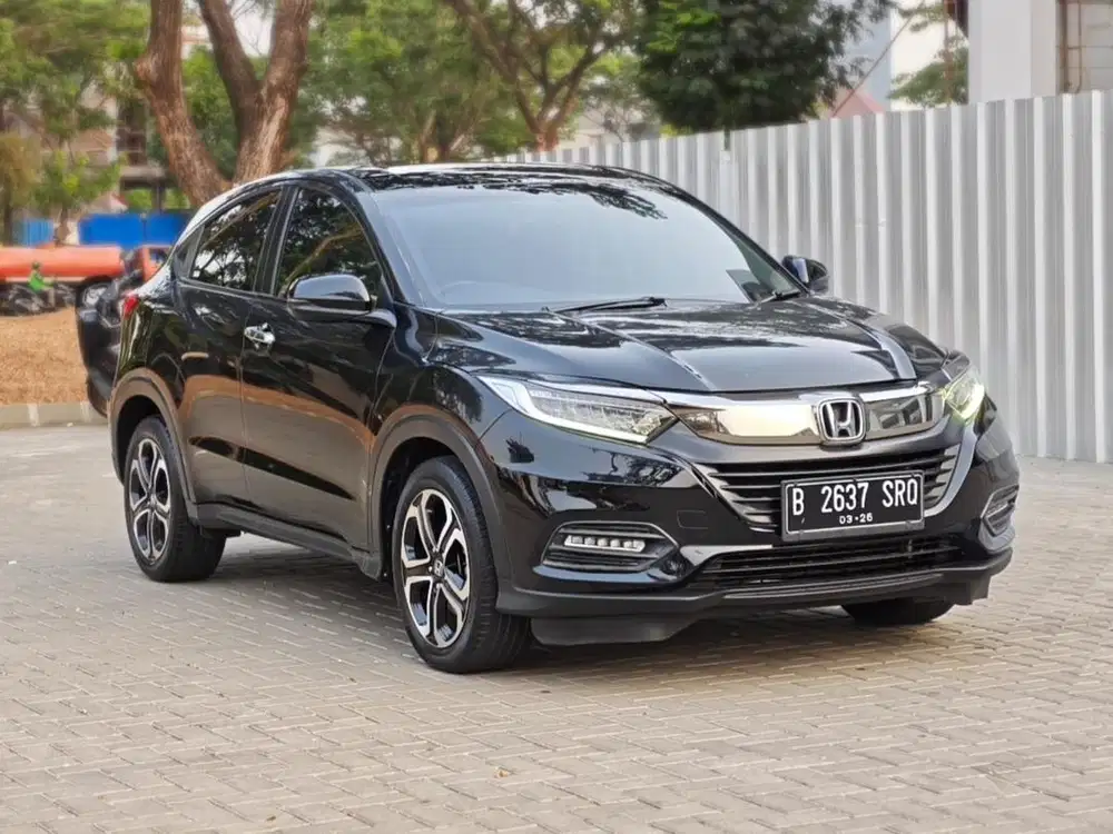 [TDP 10jt] Honda HRV SE AT 2021 Pajak Panjang