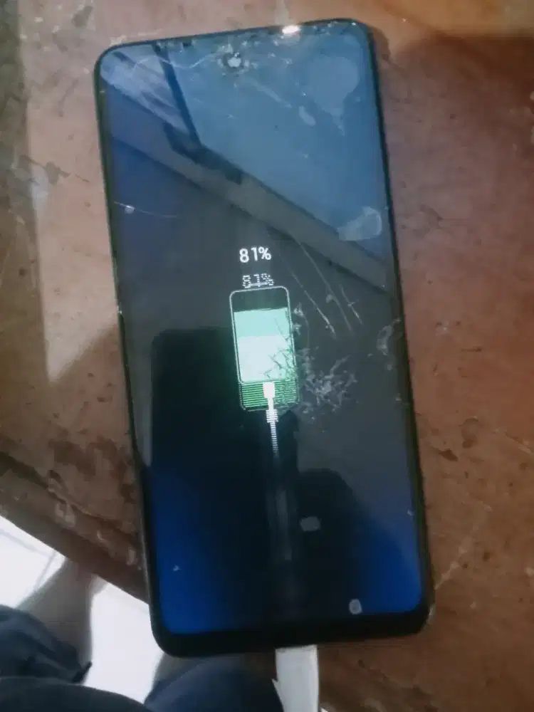 Infinix smart 8 ram 4+4/128 minus lcd
