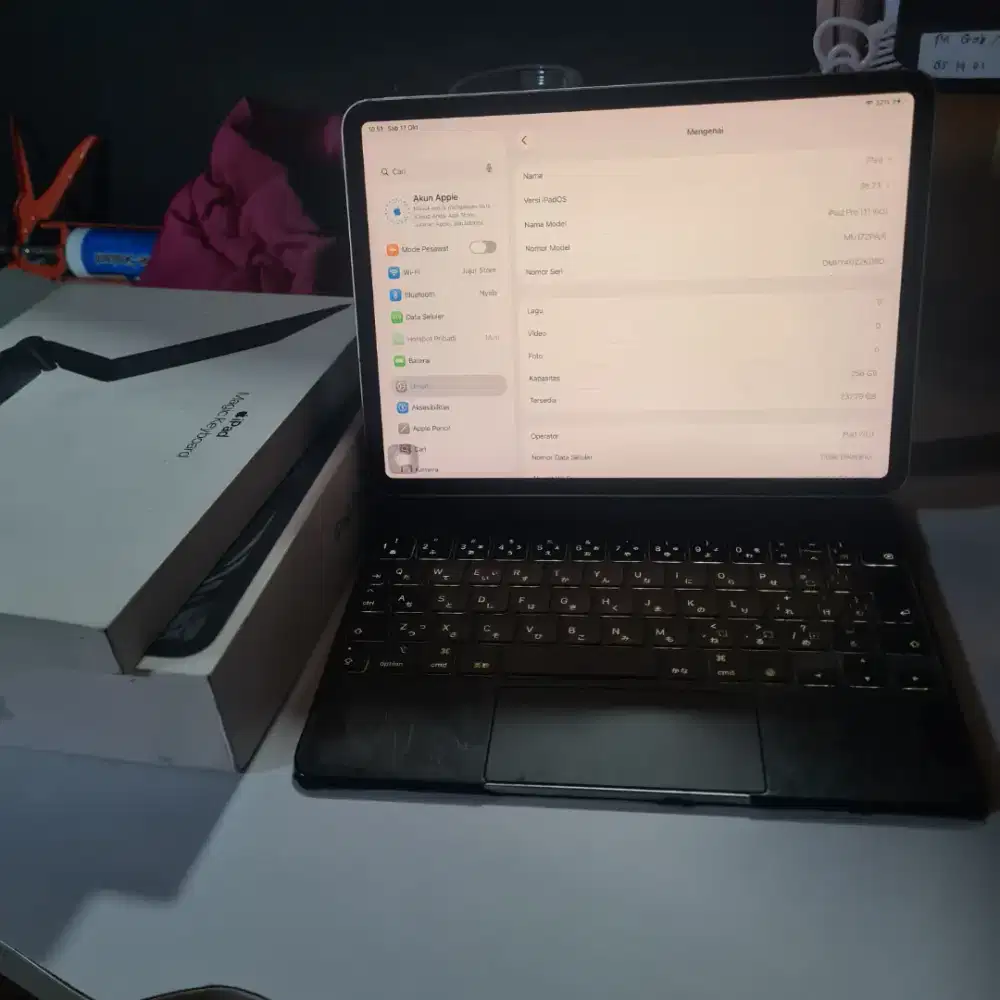 iPad Pro 256GB iBox Resmi Fullset + Keyboard – Siap Pakai