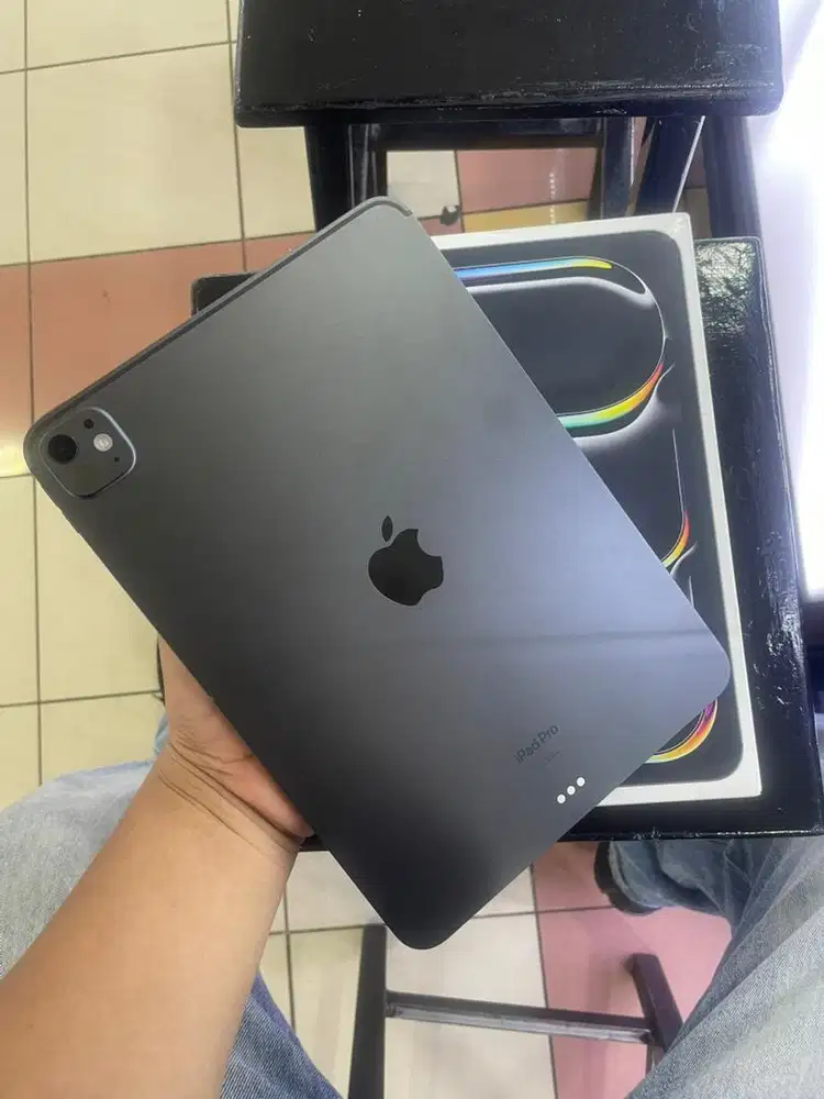 iPad pro 11 inch M4 256Gb wifi only