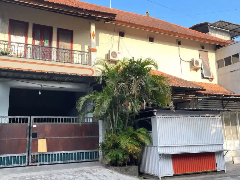 Dijual rumah 2 lantai posisi hook pinggir jalan utama kusuma bangsa denpasar