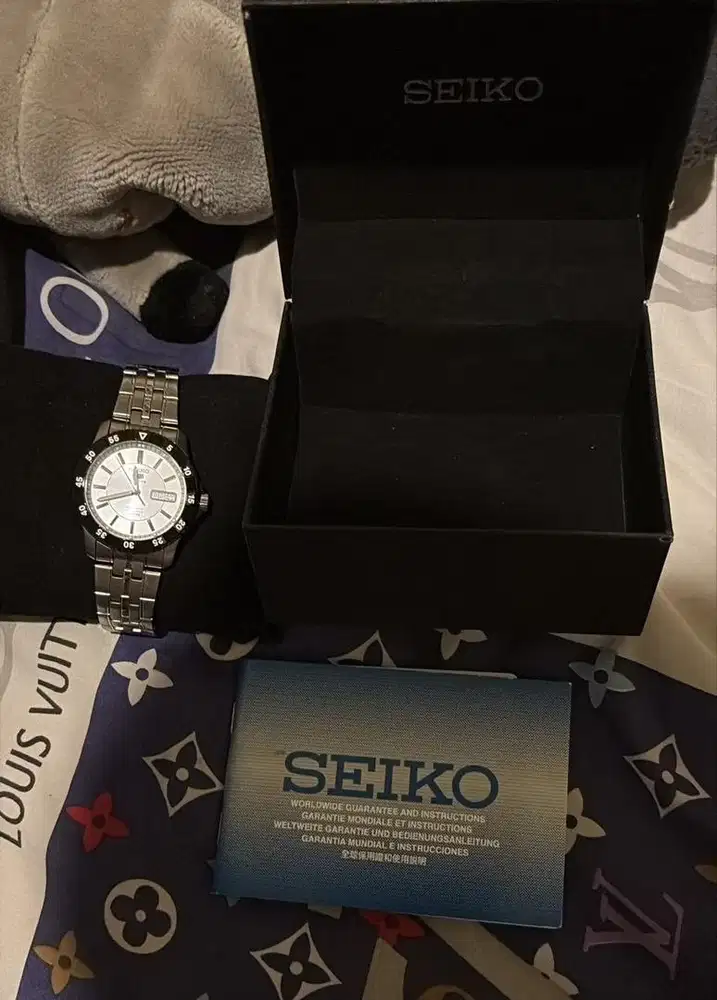 Seiko 5 SNXJ27K1