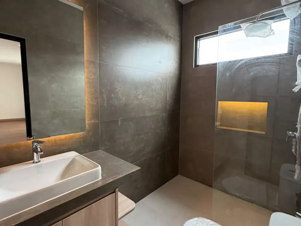 Dijual Rumah Brand New American Classic Alam Sutera