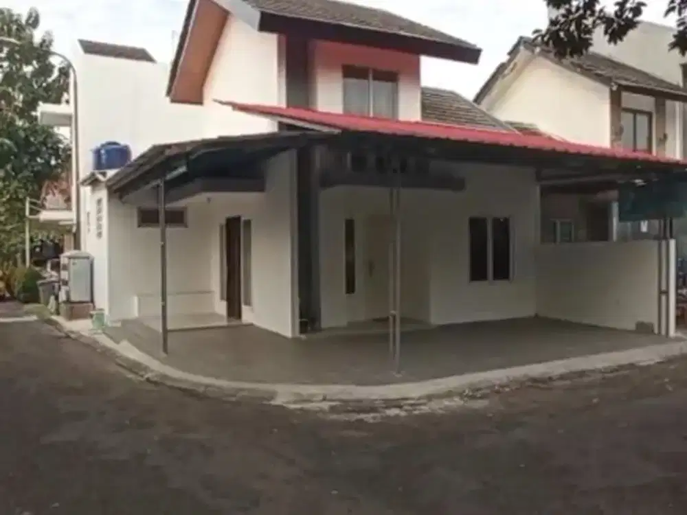 Dijual   Rumah Hook di Cluster Nirwana, Modernland