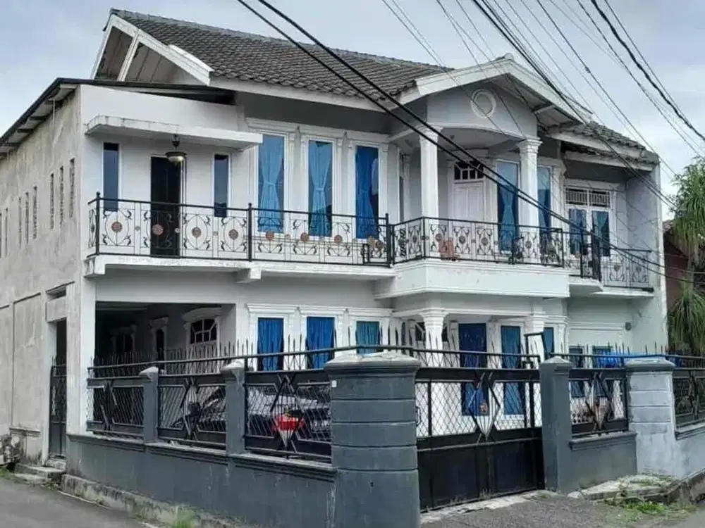 Rumah Mewah Lokasi Strategis di Duren Sawit Jakarta Timur