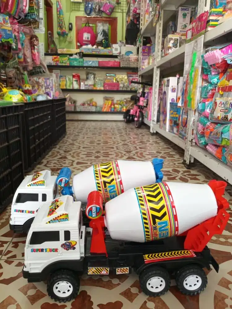 mainan anak truk molen