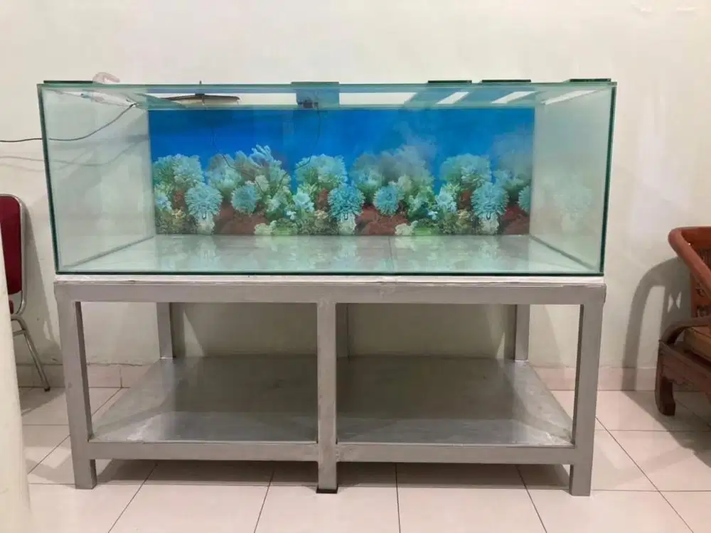 Aquarium dan meja