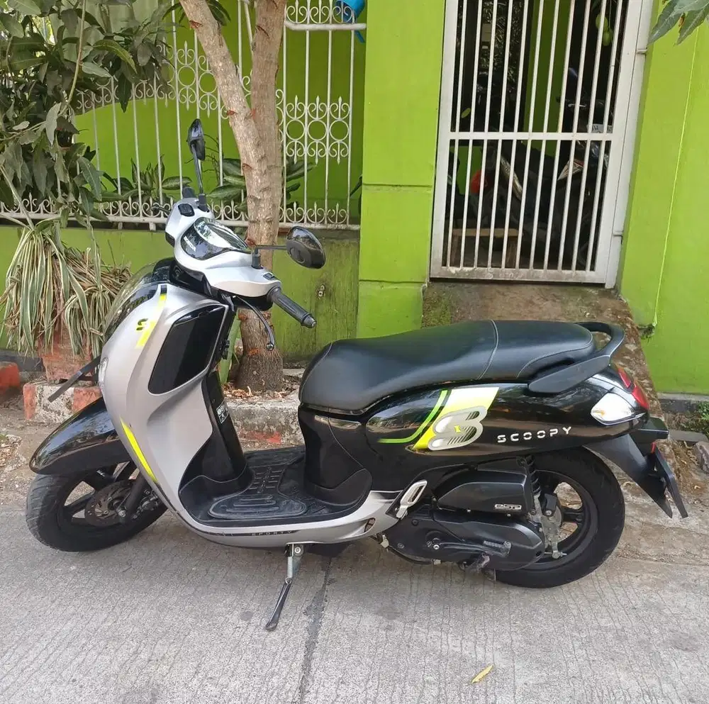 SCOOPY TAHUN 2024