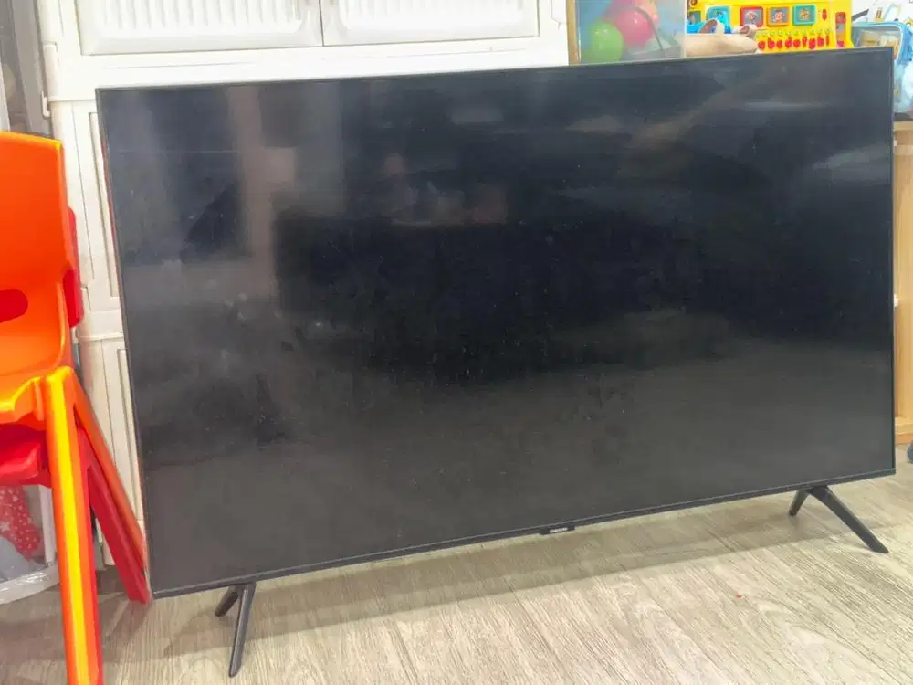 SAMSUNG 43 INCH QLED TV FLAT UHD 43Q60T