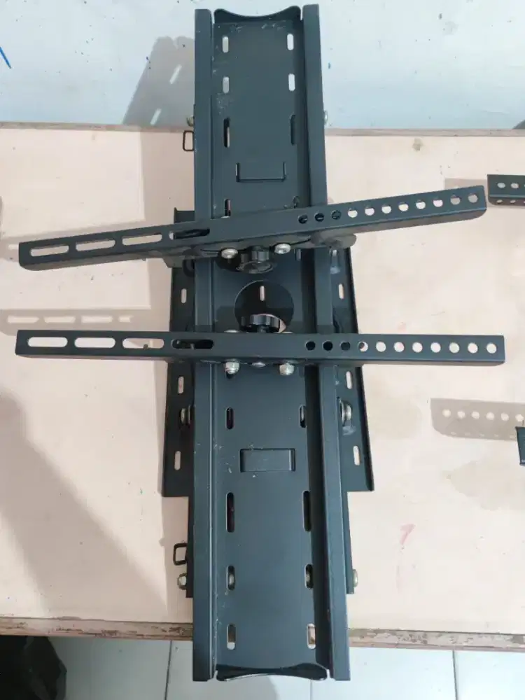 Breket tv full motion 32 - 65