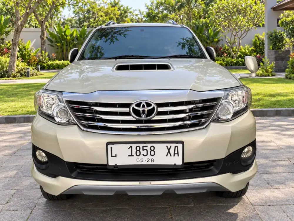 Toyota Fortuner G VNT Turbo  Solar Matic DP minim 35 juta