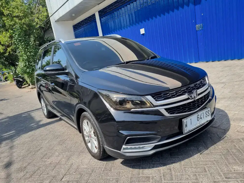WULING CORTEZ 1.5 S T LUX CVT A/T 2022 HITAM