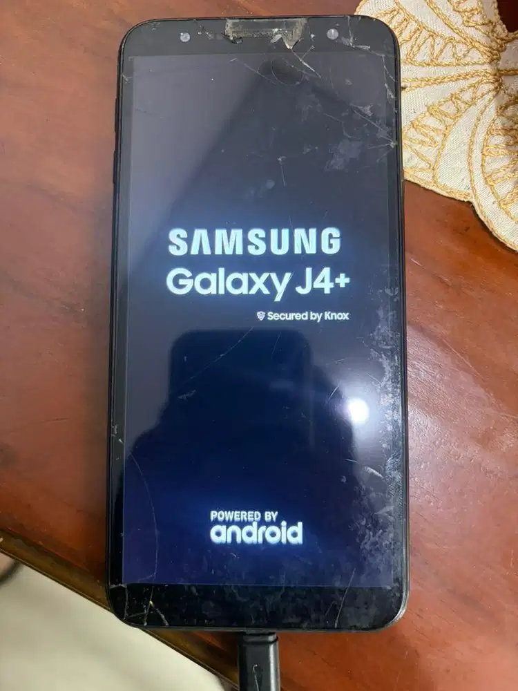 Dijual HP Batangan Merk Samsung J4+ Nego sampai Deal
