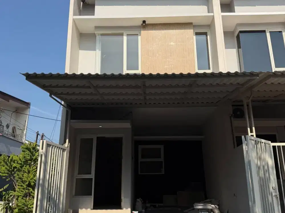 Rumah baru modern 2 lantai di Rungkut Menanggal Harapan