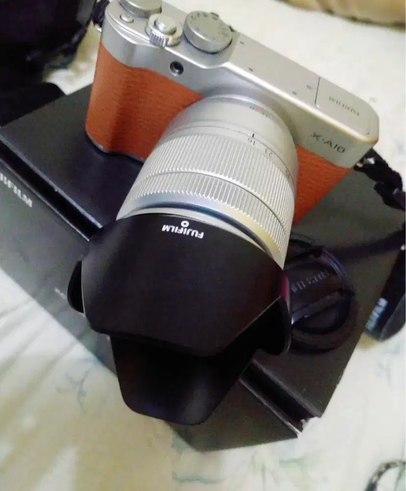 Fujifilm mirrrorless XA10