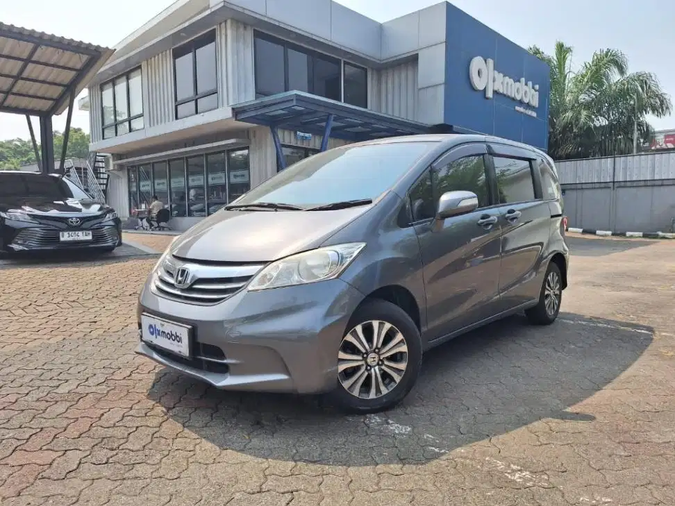Pajak Panjang - Honda Freed 1.5 S Bensin-AT 2013