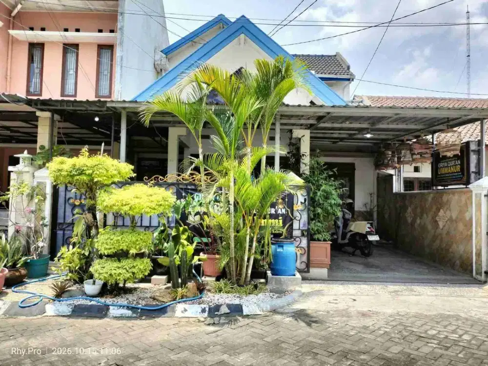 RUMAH CANTIK dalam PERUMAHAN LINGKUNGAN AMAN, NYAMAN, TENTRAM GUYUB, RUKUN, dan NASIONALIS