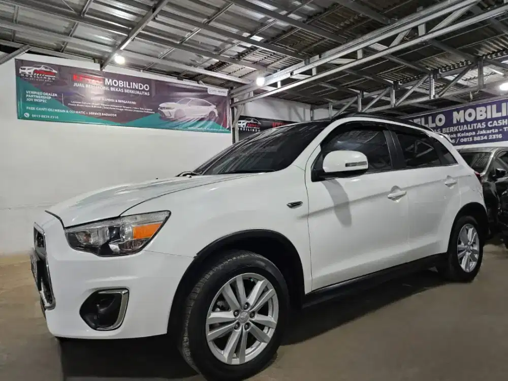 Outlander PX a/t 2014 Dp 5 jt dibantu