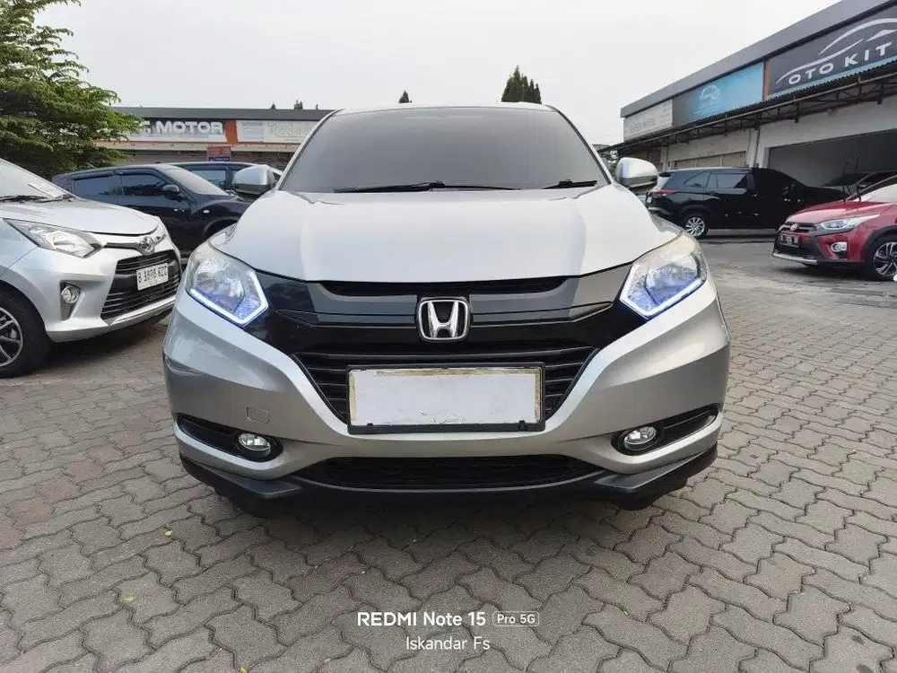 Hrv E Cvt'17 Pjk pjng Km 101rb service record mulus nyaman siap pakai