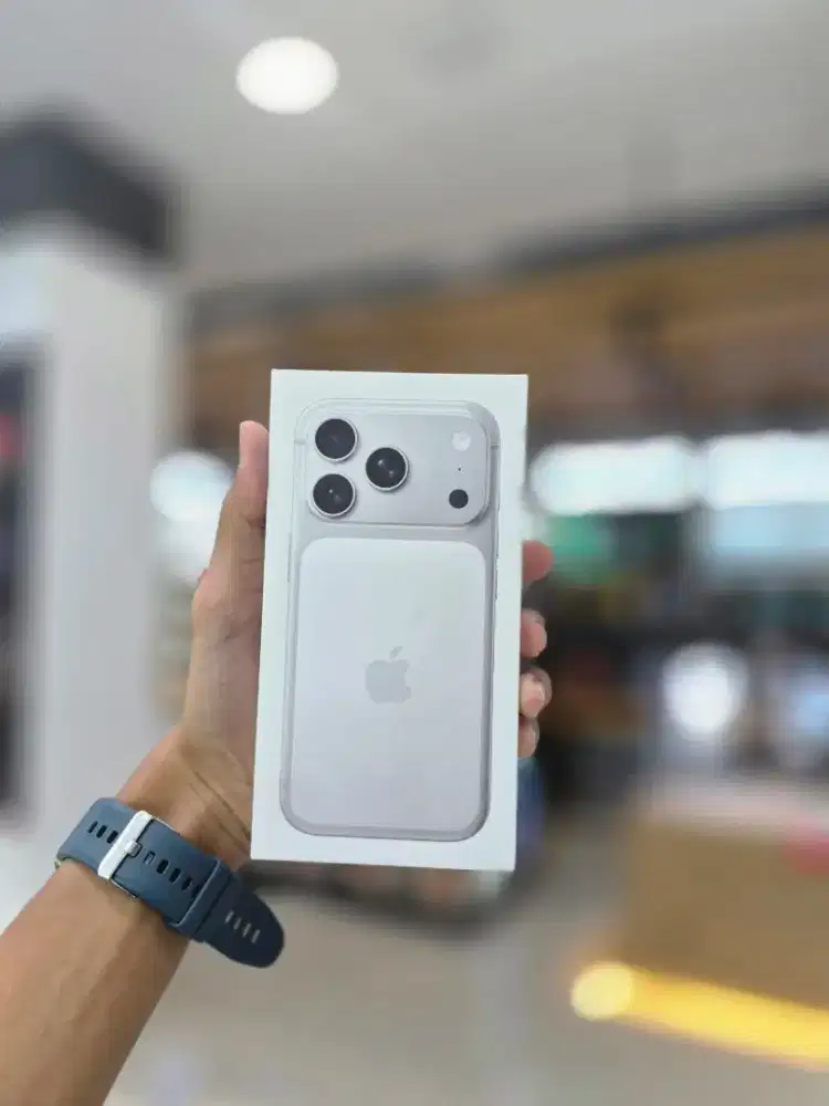 KREDIT IPHONE 17 PRO SILVER GARANSI IBOX