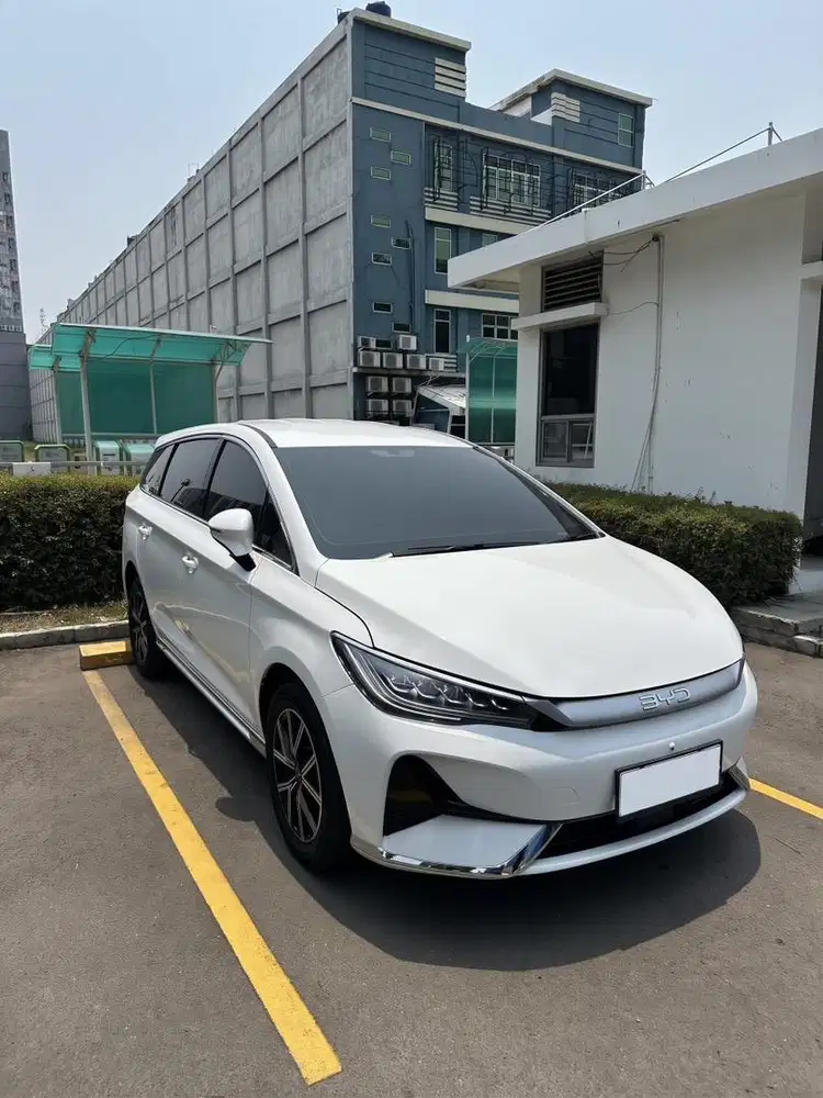 [CASH] BYD M6 2025 Putih 7 Seater Keluarga EV 420 KM Jual Cepet