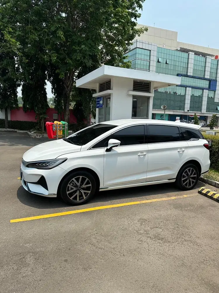 [CASH] BYD M6 2025 Putih 7 Seater Keluarga EV 420 KM Jual Cepet