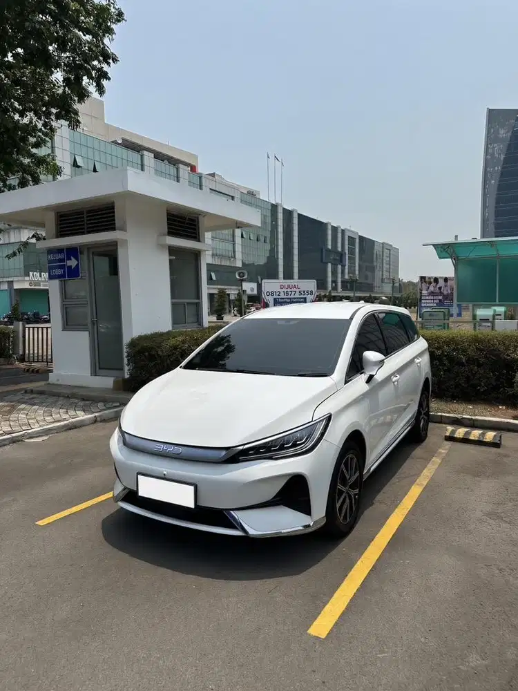 [CASH] BYD M6 7s 2025 Putih EV MPV Keluarga Jual Cepet Low Odo BU