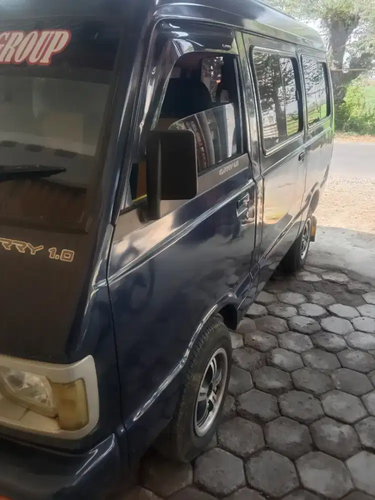 Carry st 1.0 tahun 2005,jaminan ORI,siap luar kota
