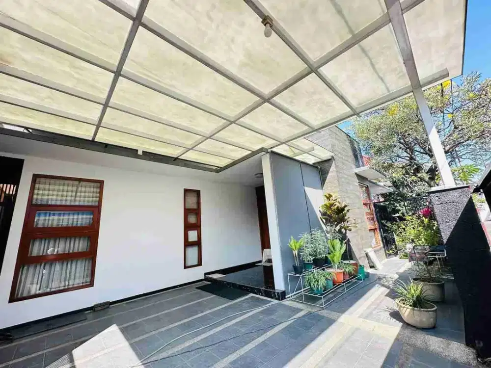 Rumah adem asri di buah batu turangga lingkungan nyaman