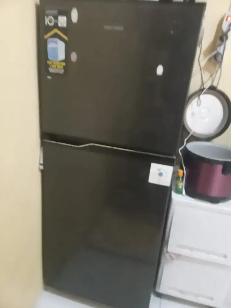 Polytron dua pintu