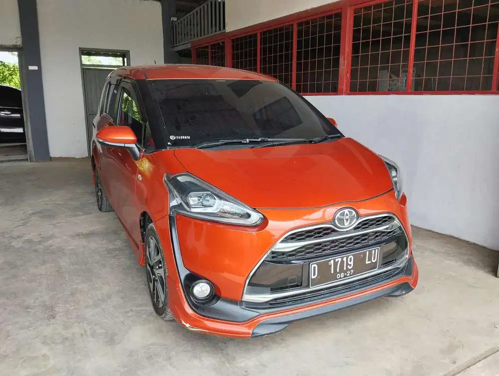 Toyota Sienta Q 1.5 CVT 2017 Bensin