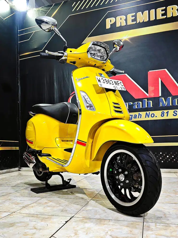Piaggio vespa sprint 150cc yellow edition th 2024. Anugerah motor