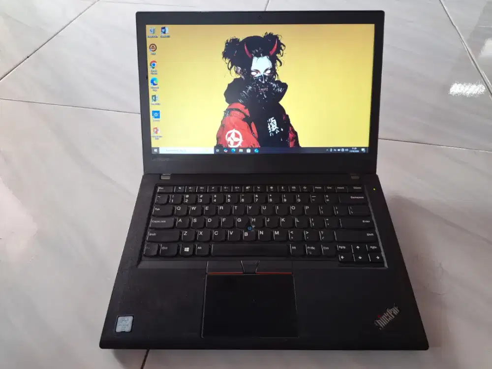 Laptop thinkpad i5-6200u, ram 8gb, ssd 256gb, win 10 siap pakai