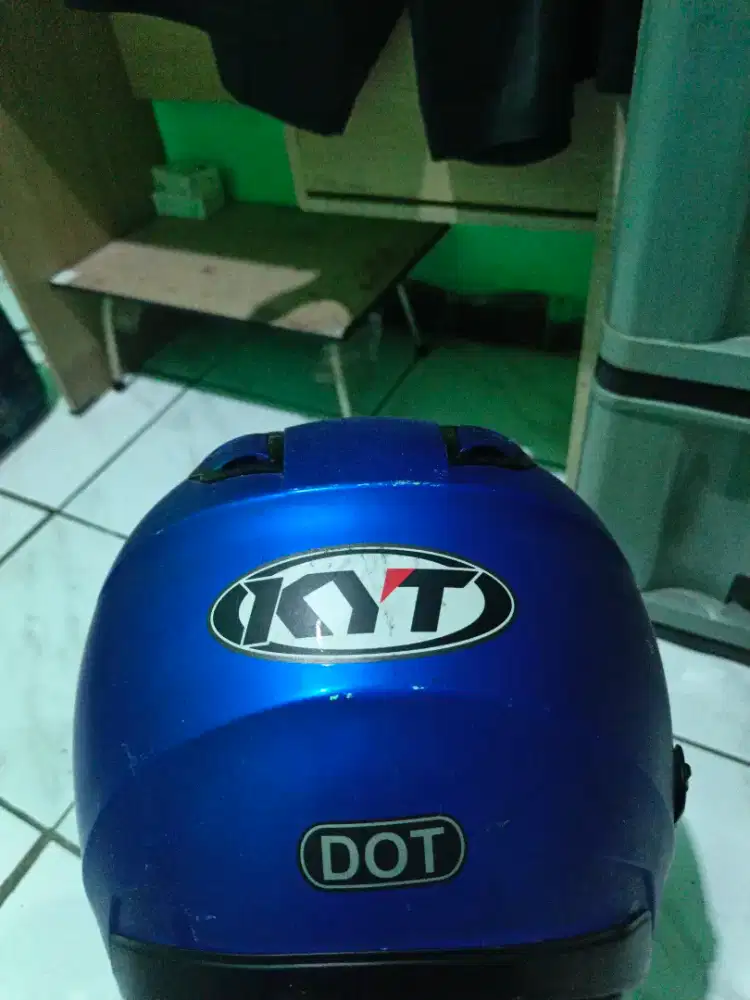 Kyt bekas helam sudah tidak Ada kaca