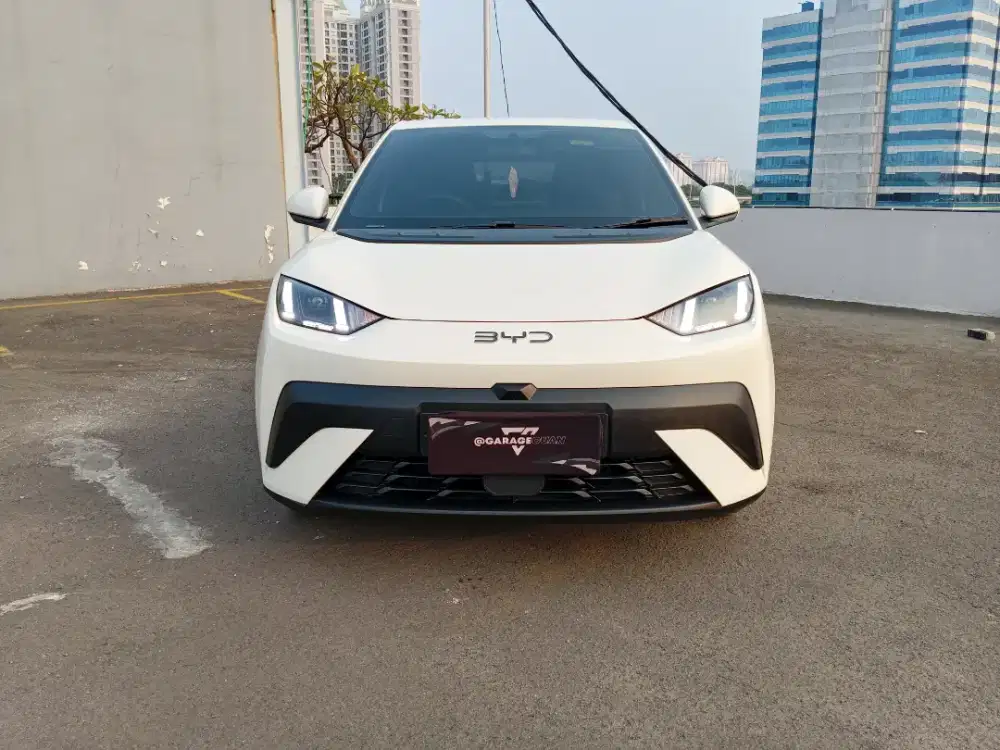BYD Atto 1 premium 2025 White KM 6 rb Pajak Bulan 2 2027