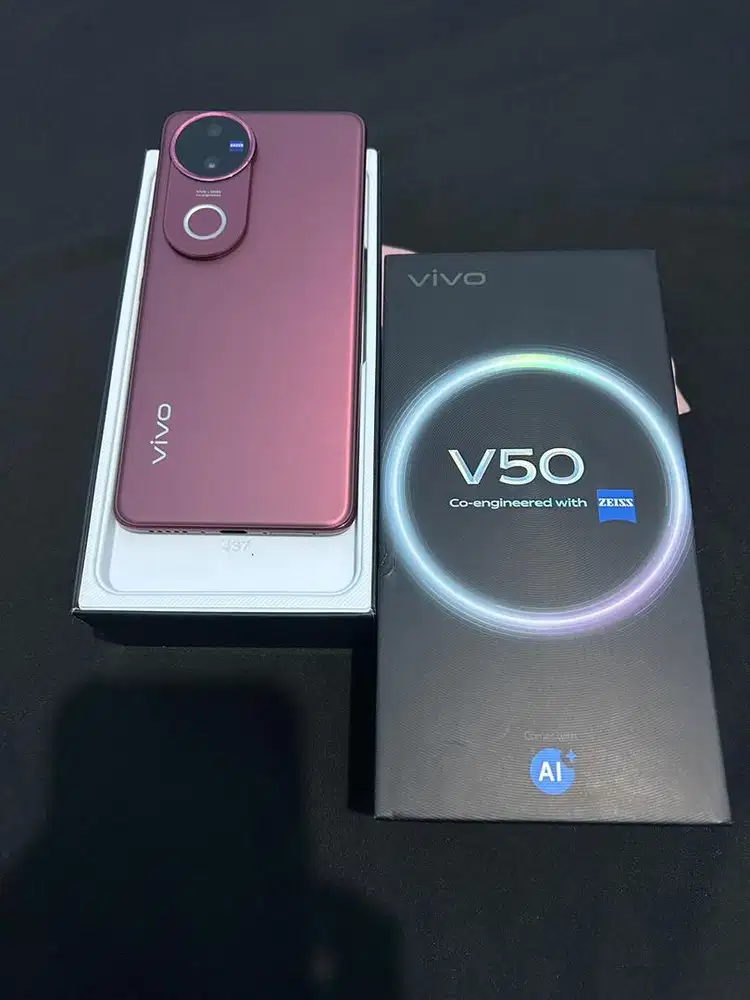 Vivo V50 5G 12/256 Gb