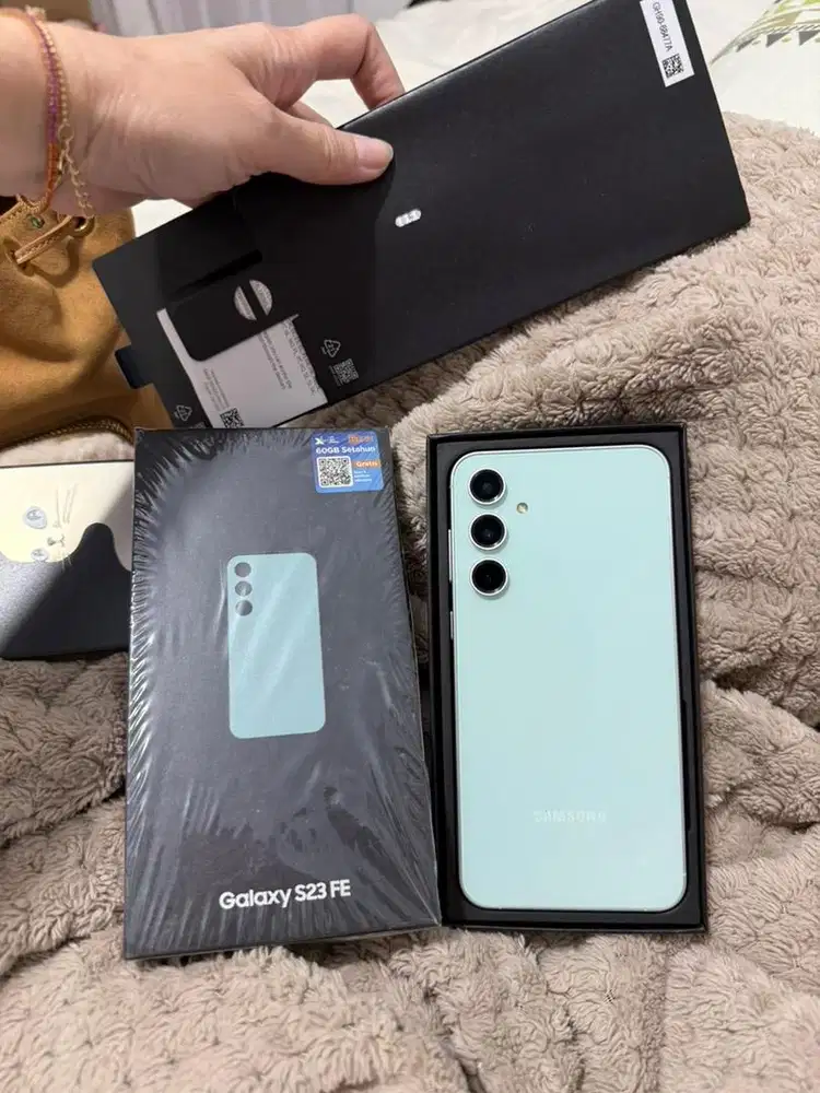 Dijual HP Samsung S23FE 256 Mulis Lengkap Box Buku