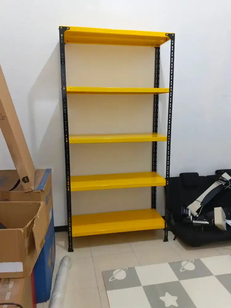 Rak siku besi lubang rak minimarket