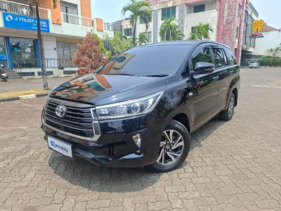 Garansi 1 Th - Toyota Kijang Innova 2.0 V Bensin-AT 2022 Hitam