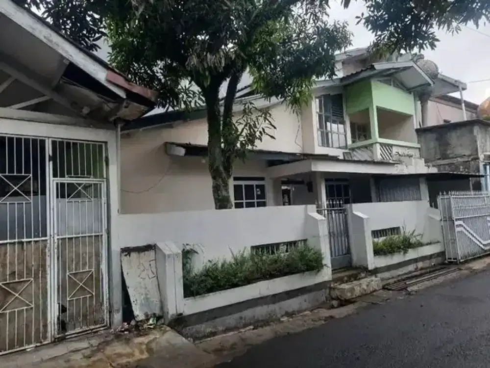 MURAH ! DIJUAL RUMAH HITUNG TANAH LOKASI STRATEGIS DI ANTAPANI BANDUNG