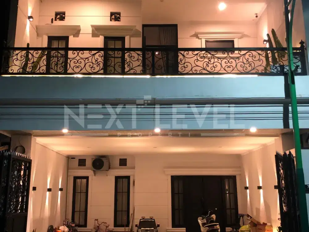 Rumah 2 Lantai Araya Malang