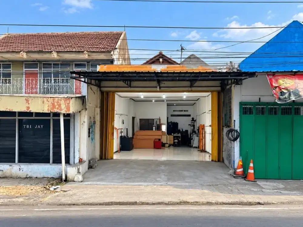 Ruko 2 Lantai Strategis Dekat UPY Jogja