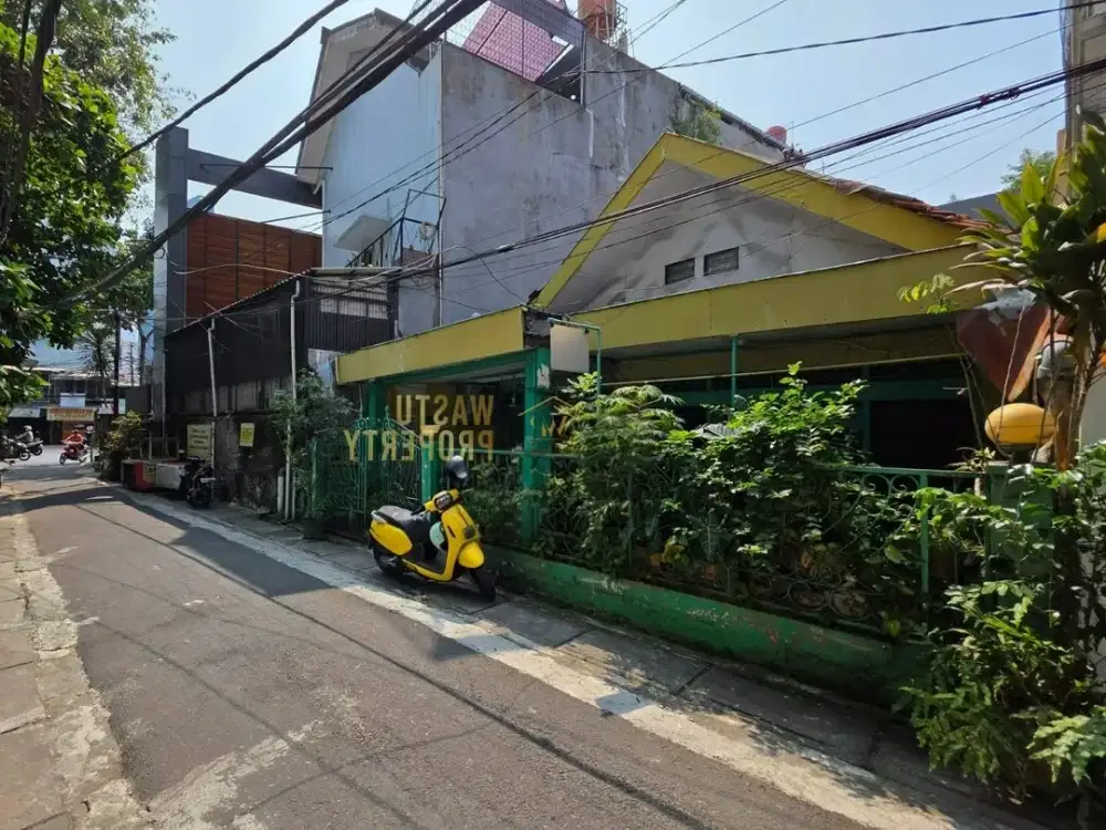 Rumah Second di Benhil Tanah Abang, 7 Kamar, Harga Bisa Nego