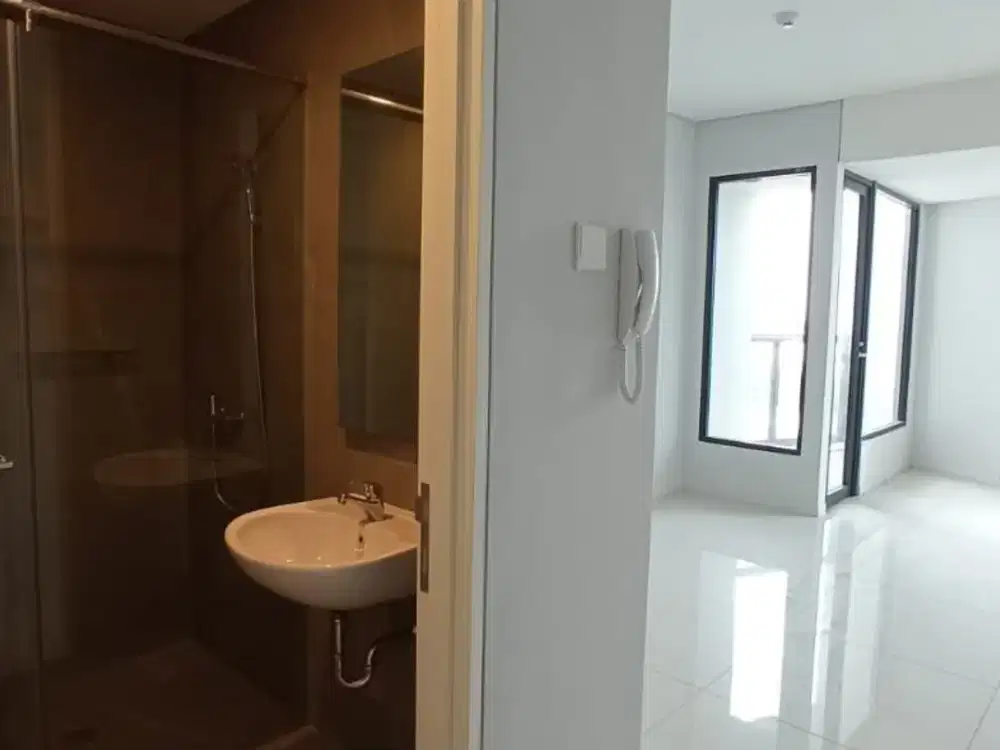 APARTEMEN BELLEVIEW MANYAR SURABAYA TIMUR STRATEGIS View pool