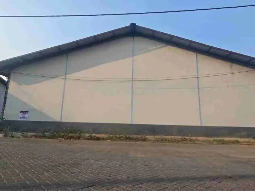 Gresik, Gudang di kepatihan. lokasi strategis