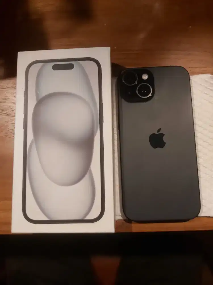 iPhone 15 Bassic